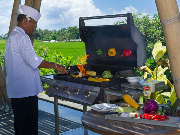 Villa Mandalay - BBQ with the inhouse villa chef